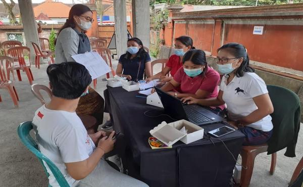 PENDAMPINGAN VAKSIN COVID-19 DI WANTILAN PURI AGUNG BANGLI