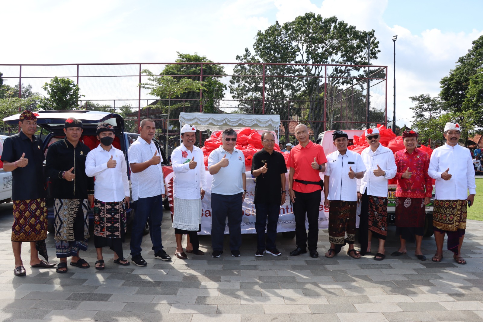 penyaluran sembako HUT Adyaksa