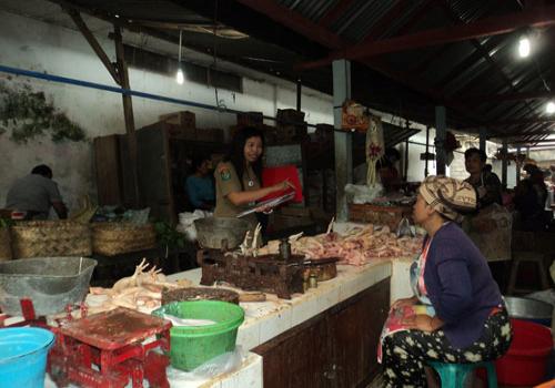 SURVEY KHL BULAN AGUSTUS @PASAR KAYUAMBUA KINTAMANI BANGLI BIDANG HI & JAMSOSTEK